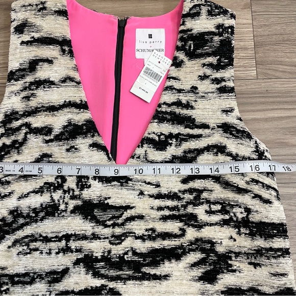 Lisa Perry x Schumacher White & Black Textured Animal Print Mod Style Tunic - Picture 7 of 15